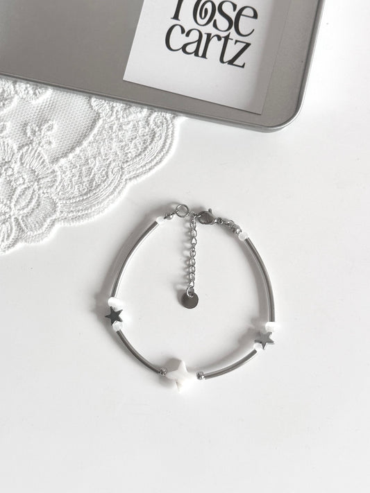 IRIS Thin Star Bracelet