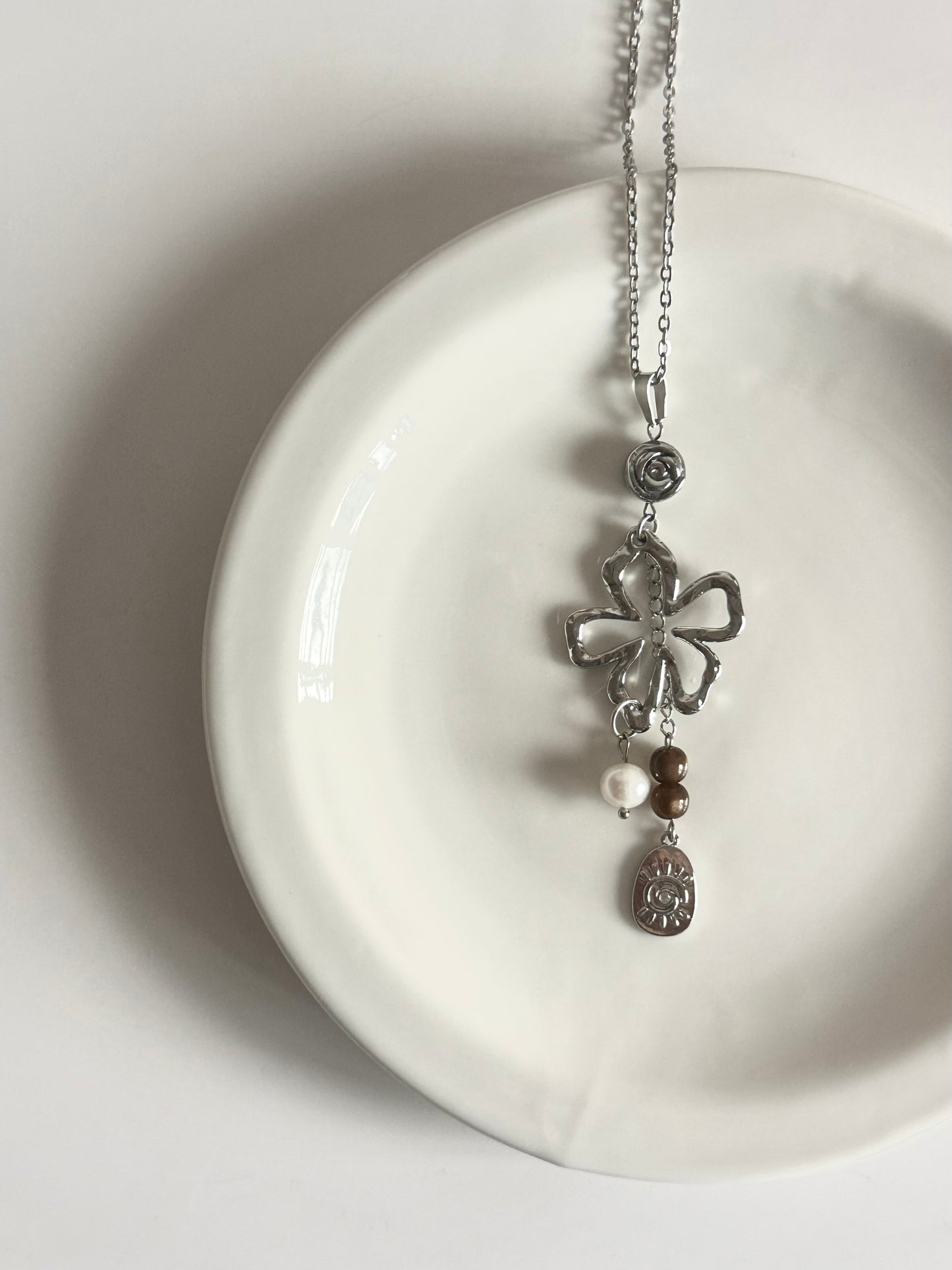 QIU Necklace