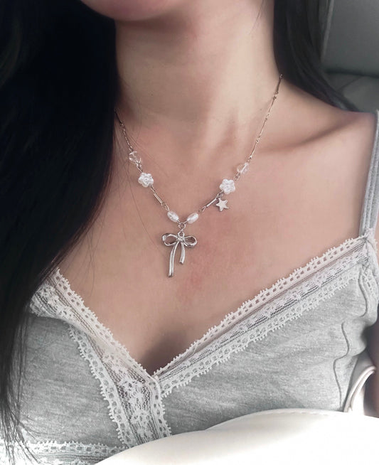 BELLA Necklace