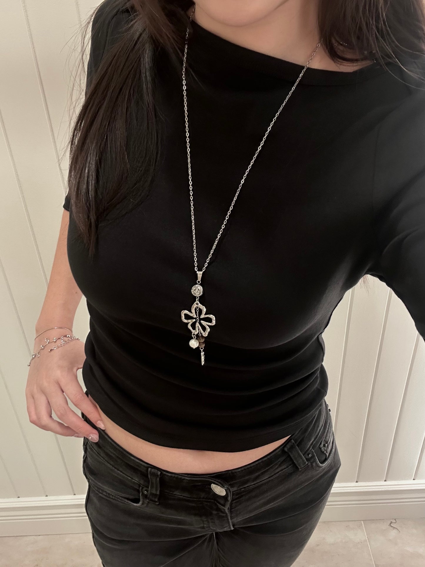 QIU Necklace
