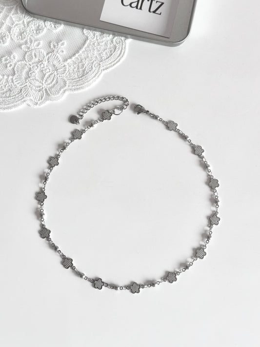 BLUME Flower Choker