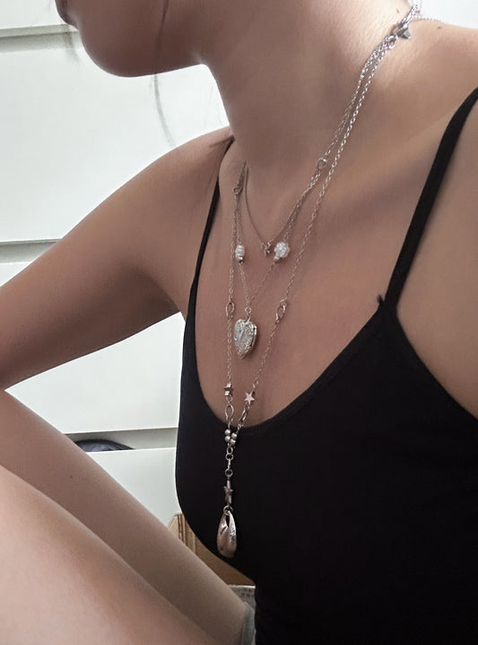 NIA Droplet Necklace