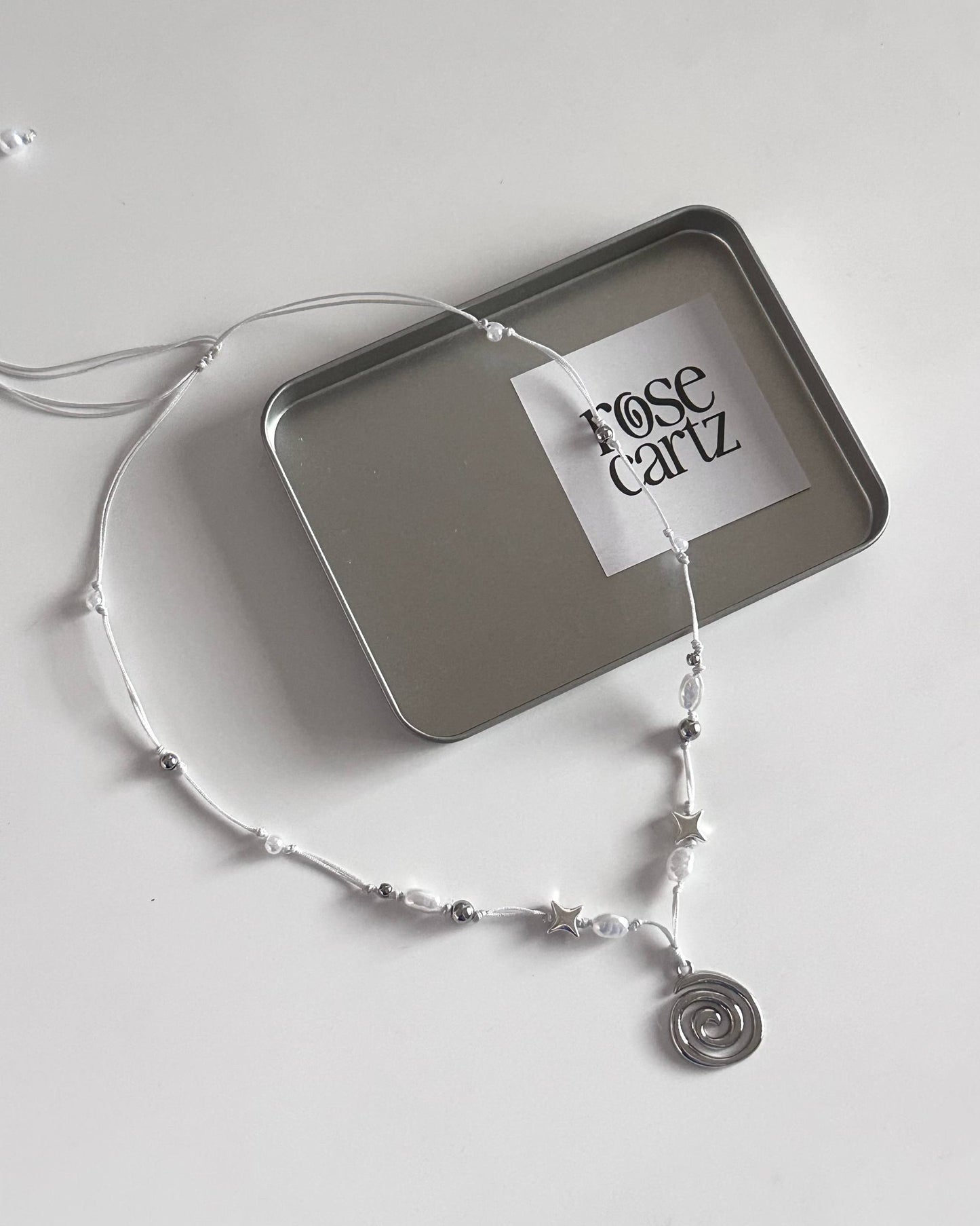 ZIRO Cord Necklace